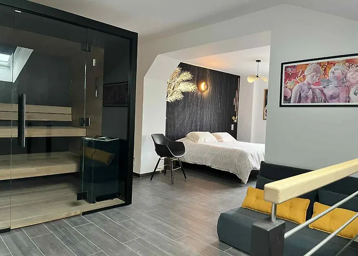 Grange&lodge Couette-café 4*